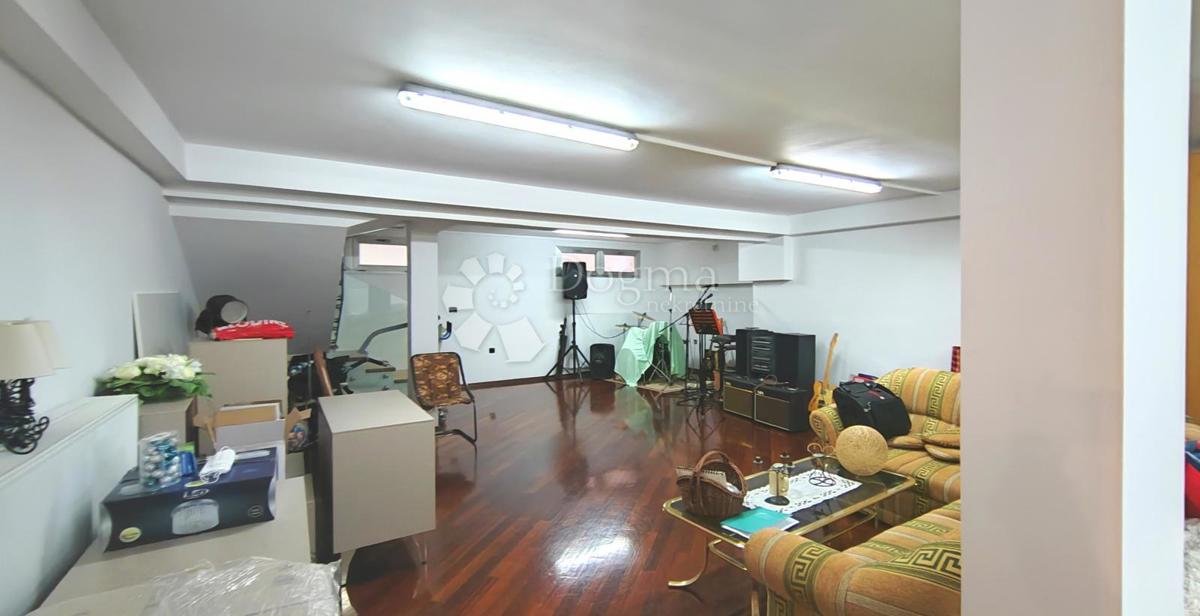 Poslovni prostor Lug Samoborski, Samobor - Okolica, 184m2