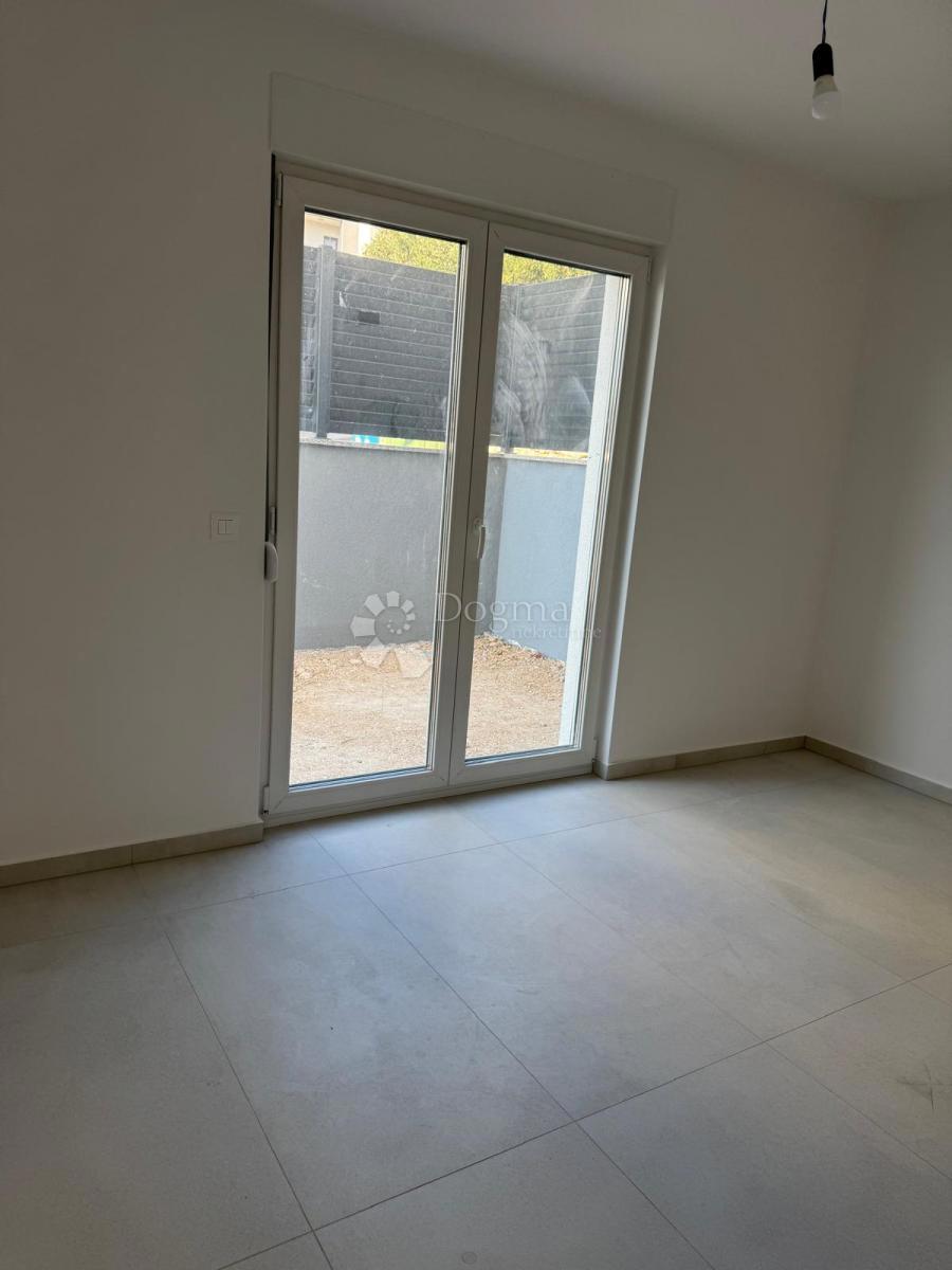 Stanovanje Makarska, 84,98m2