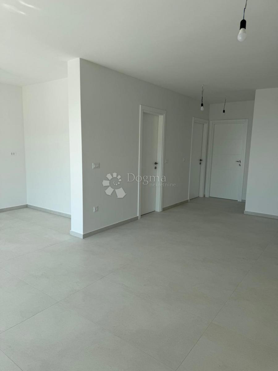 Stanovanje Makarska, 84,98m2