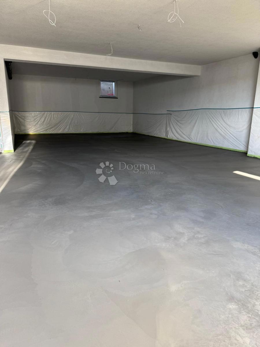 Stanovanje Makarska, 84,98m2