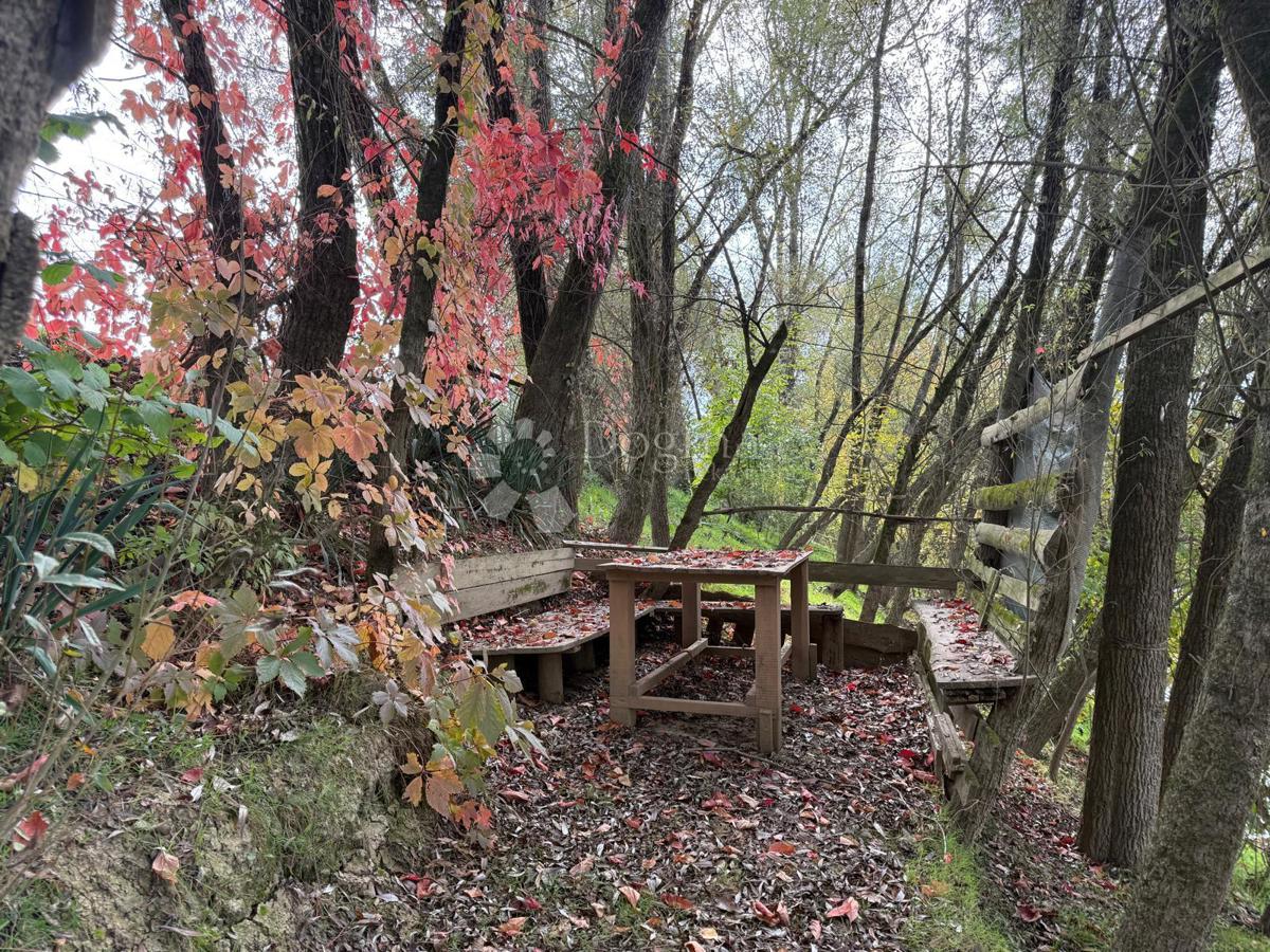 Zazidljivo zemljišče Nebojan, Petrinja, 565m2