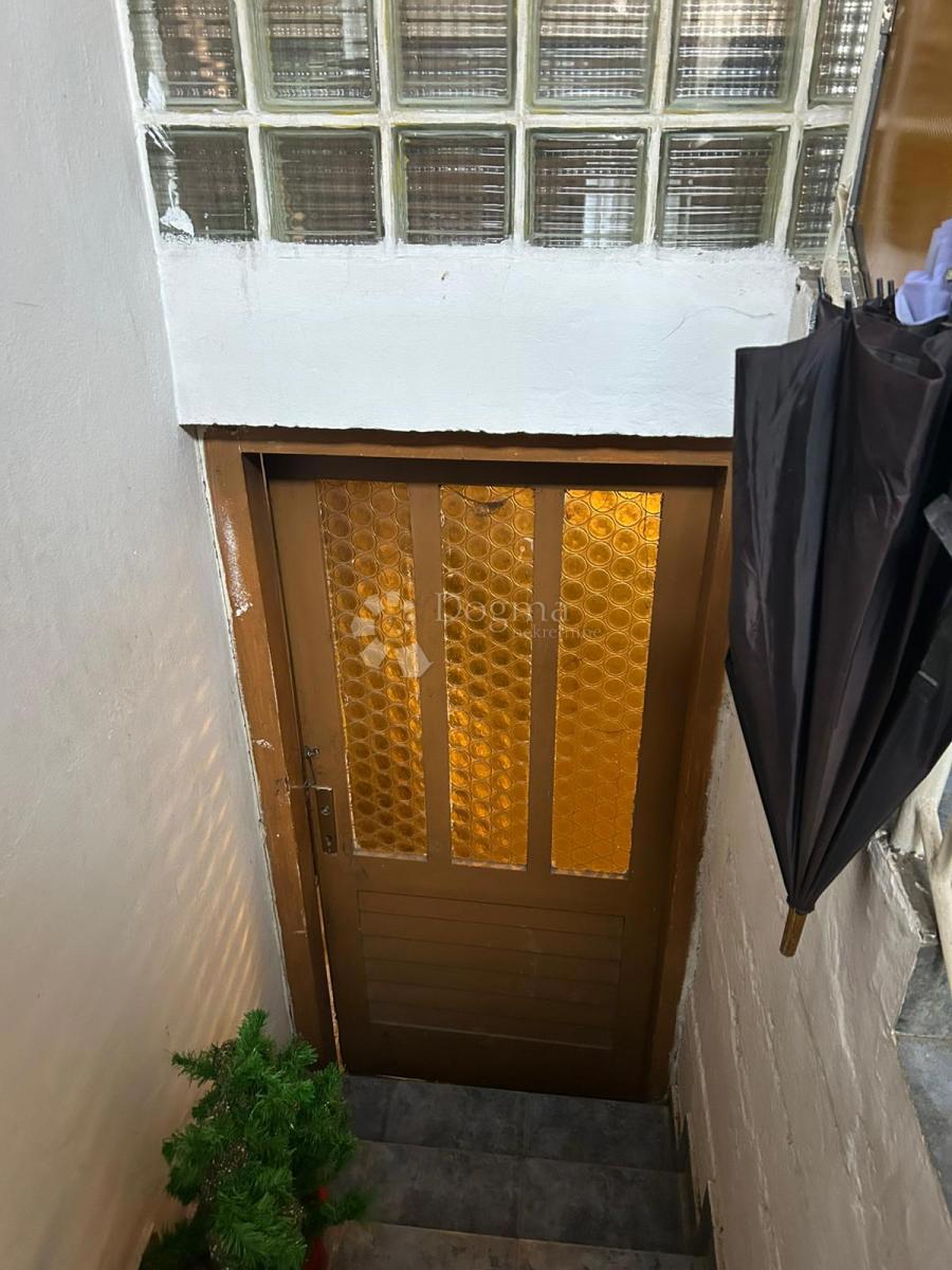 Hiša Petruševec, Peščenica - Žitnjak, 200m2