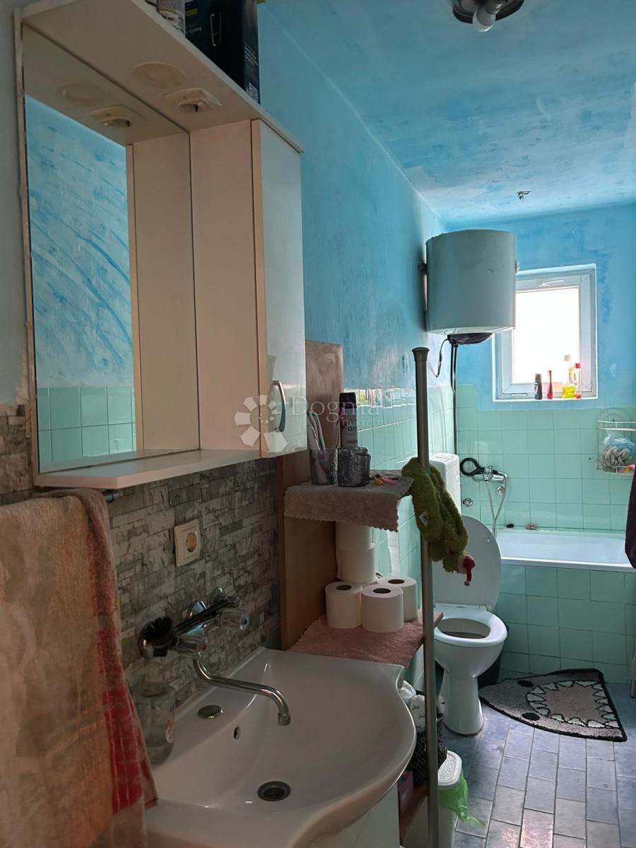 Hiša Petruševec, Peščenica - Žitnjak, 200m2