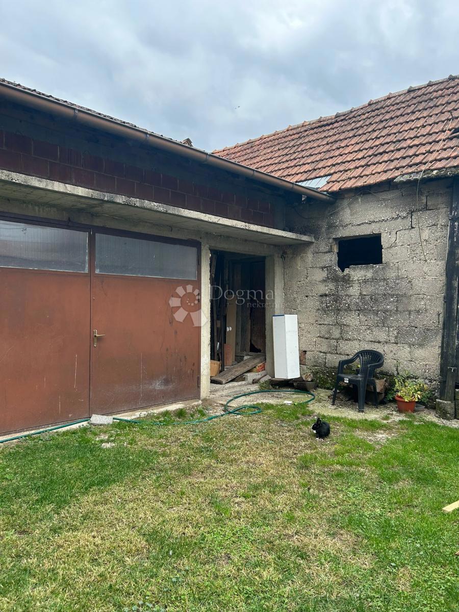 Hiša Petruševec, Peščenica - Žitnjak, 200m2
