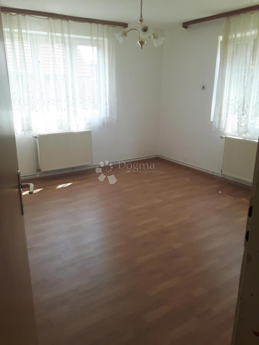 Hiša Petruševec, Peščenica - Žitnjak, 200m2