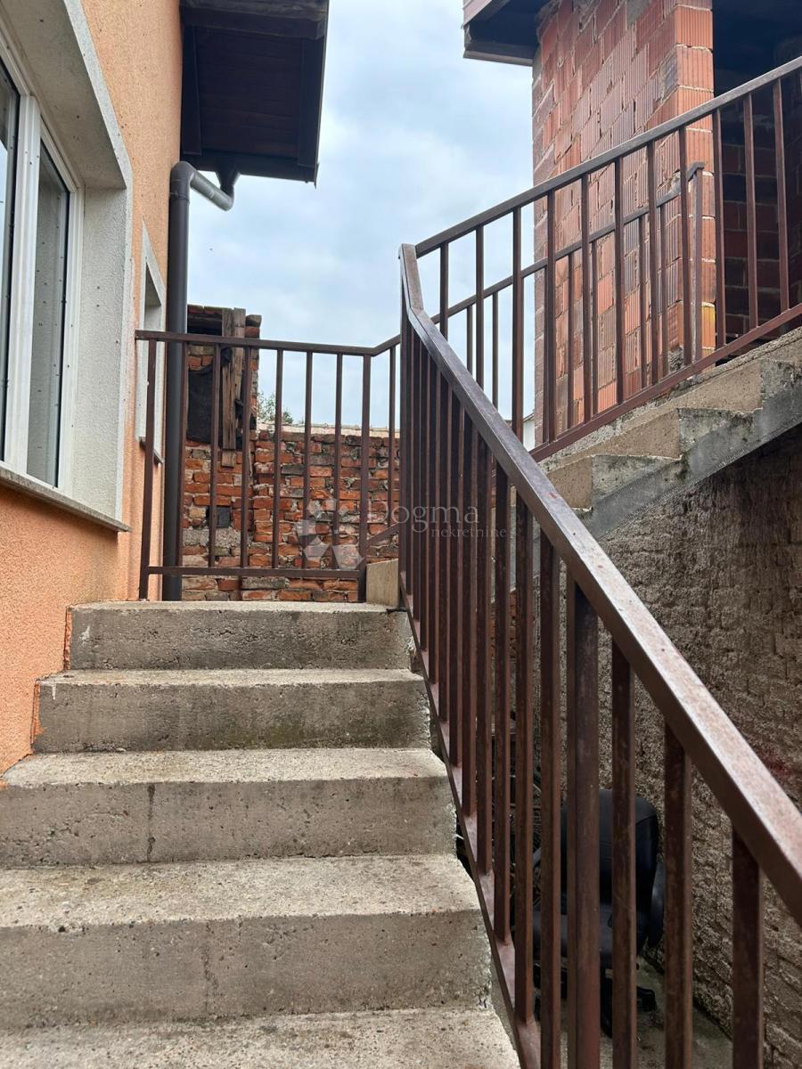 Hiša Petruševec, Peščenica - Žitnjak, 200m2