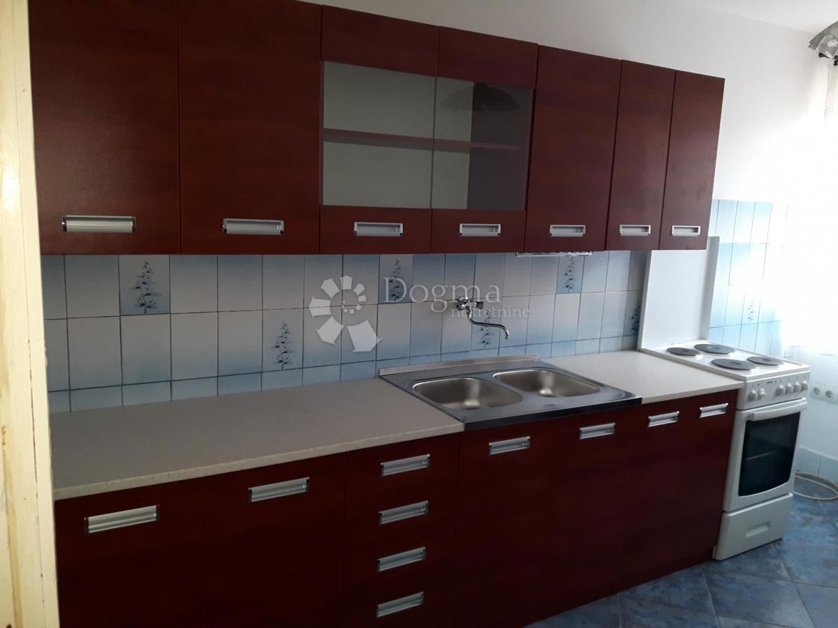 Hiša Petruševec, Peščenica - Žitnjak, 200m2