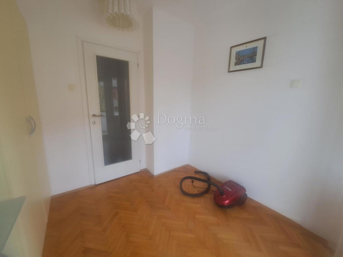 Stanovanje Centar, Rijeka, 81,95m2