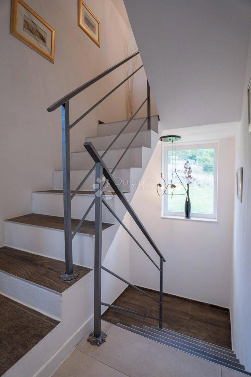 Hiša Brod Moravice, 250m2