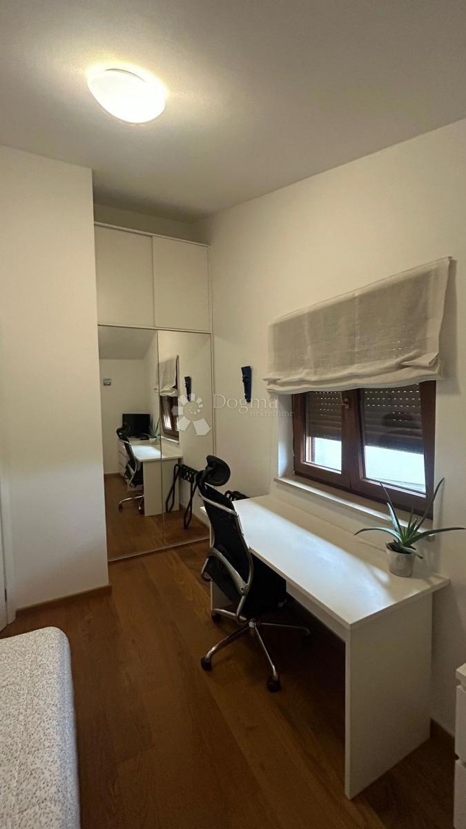 Stanovanje Štinjan, Pula, 65m2