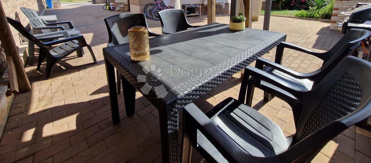 Stanovanje Štinjan, Pula, 65m2