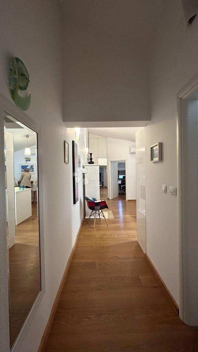 Stanovanje Štinjan, Pula, 65m2