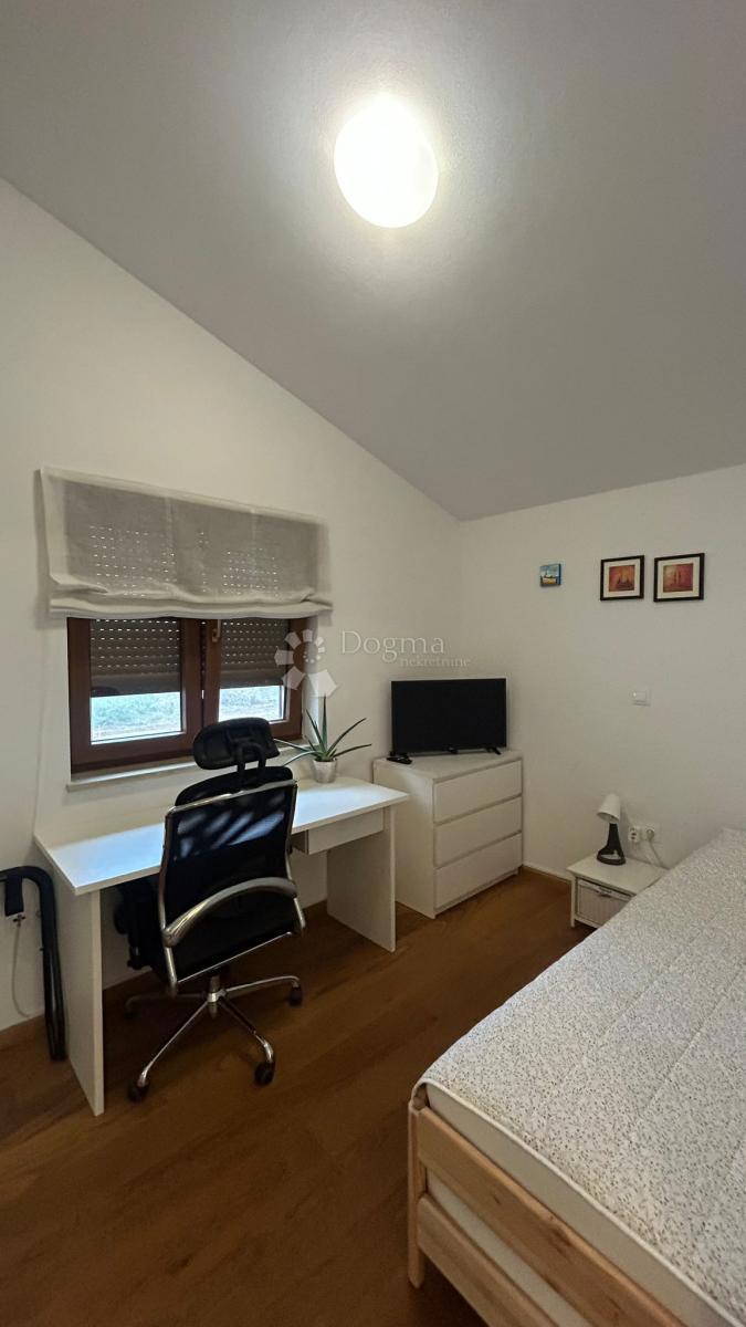 Stanovanje Štinjan, Pula, 65m2