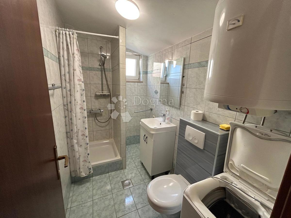 Hiša Veli vrh, Pula, 388m2