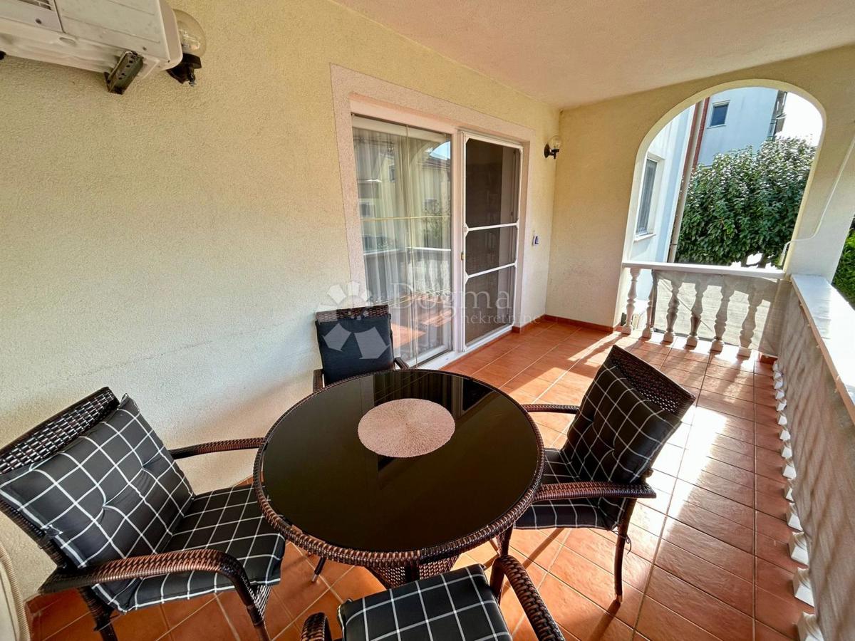 Hiša Veli vrh, Pula, 388m2