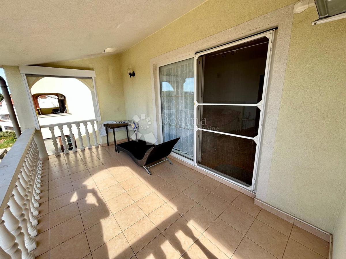 Hiša Veli vrh, Pula, 388m2