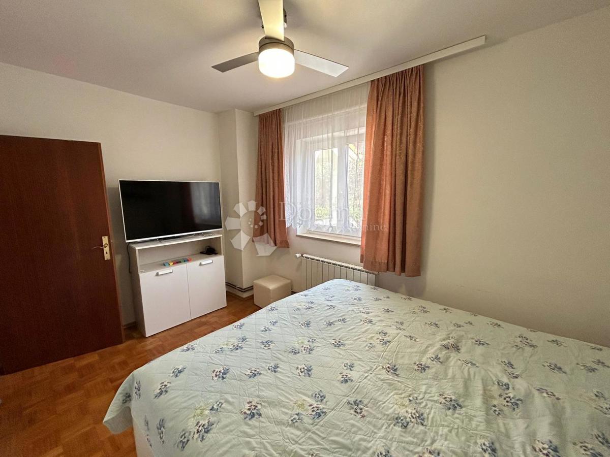 Hiša Veli vrh, Pula, 388m2