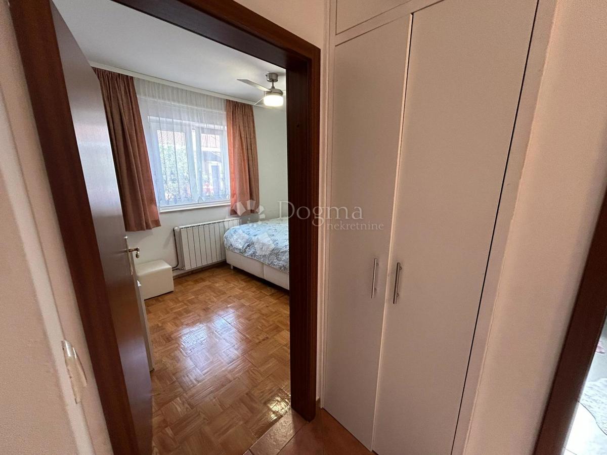 Hiša Veli vrh, Pula, 388m2