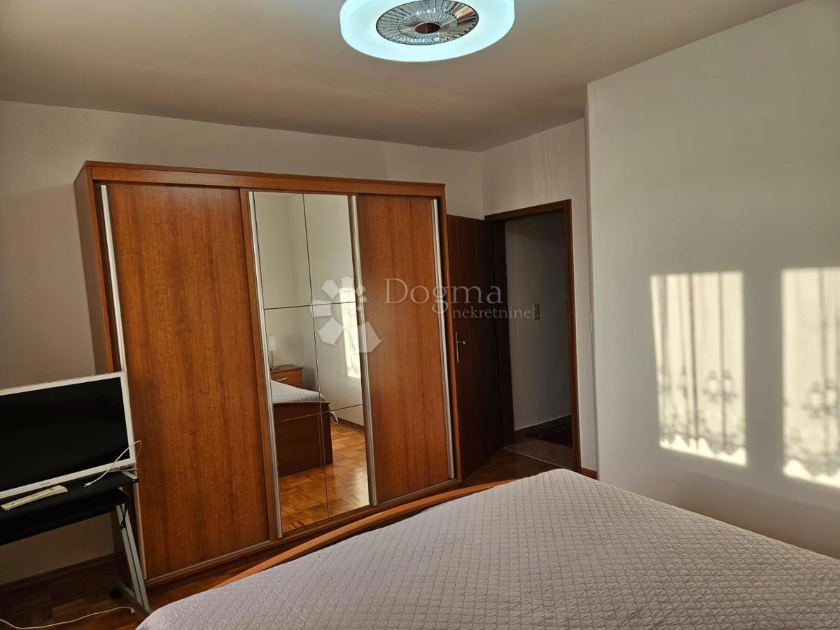 Hiša Veli vrh, Pula, 388m2