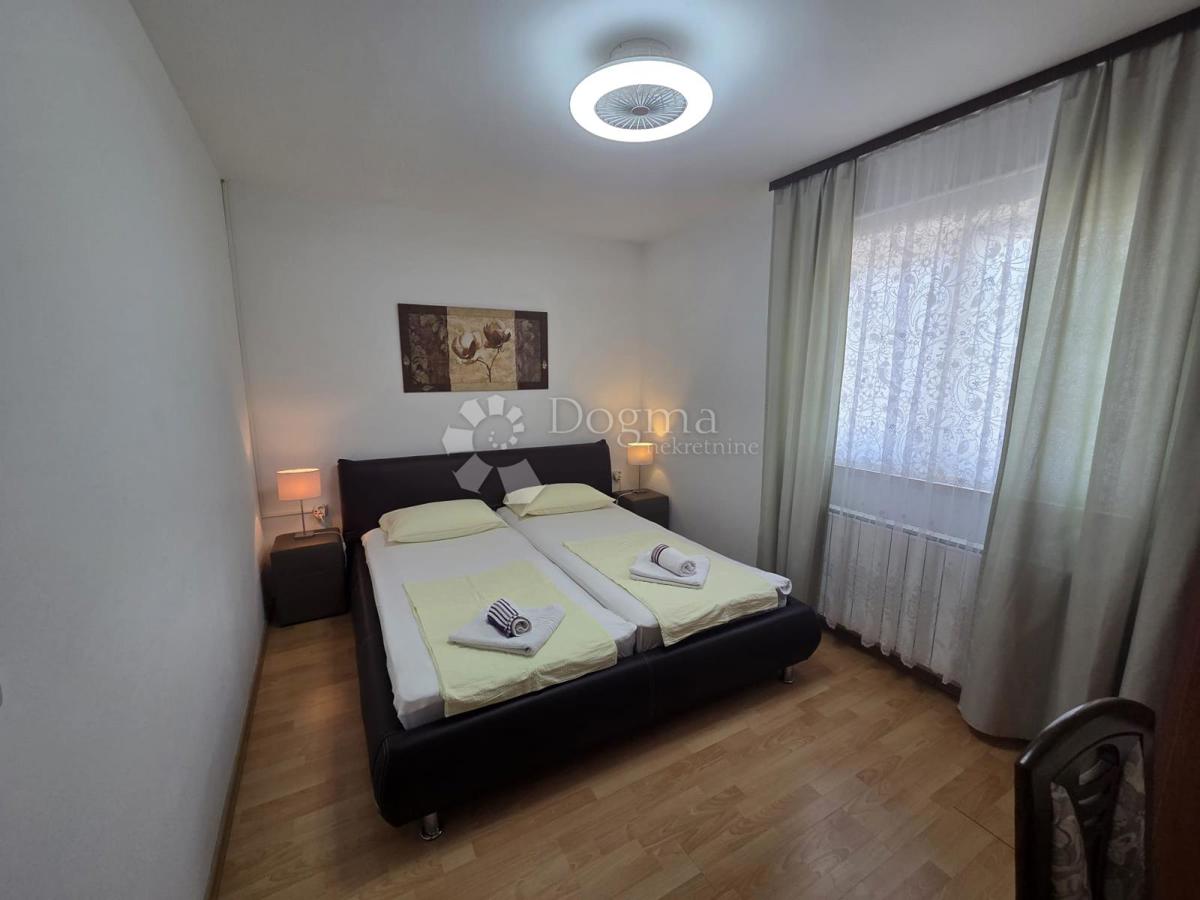 Hiša Veli vrh, Pula, 388m2