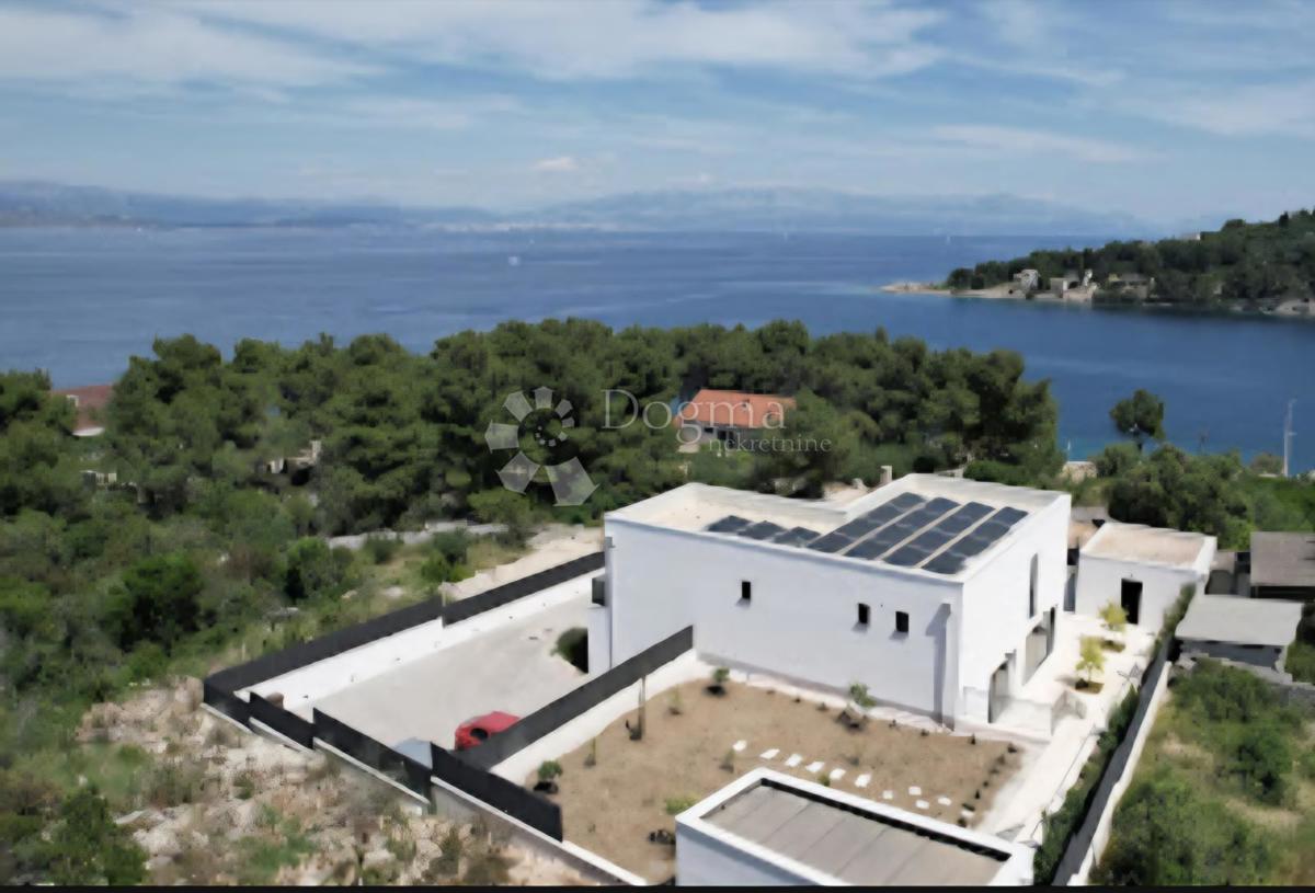 Hiša Rogač, Šolta, 236m2