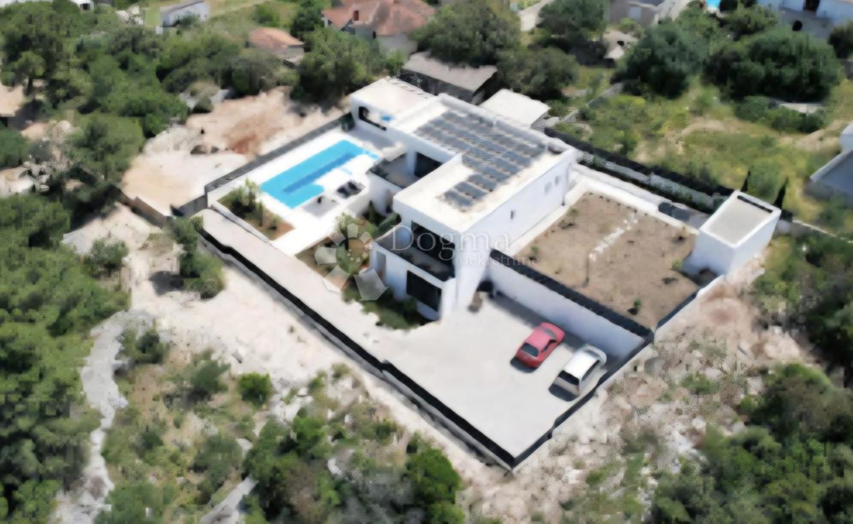 Hiša Rogač, Šolta, 236m2