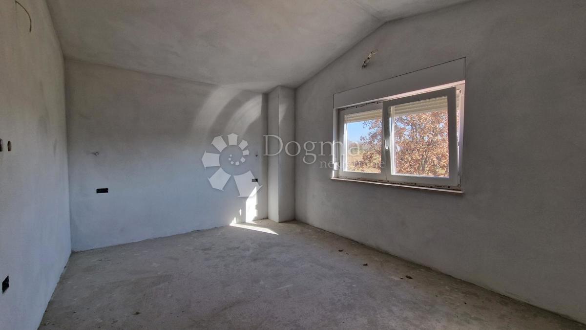 Hiša Juršići, Svetvinčenat, 190m2