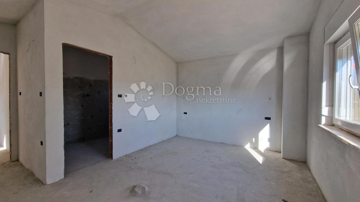 Hiša Juršići, Svetvinčenat, 190m2