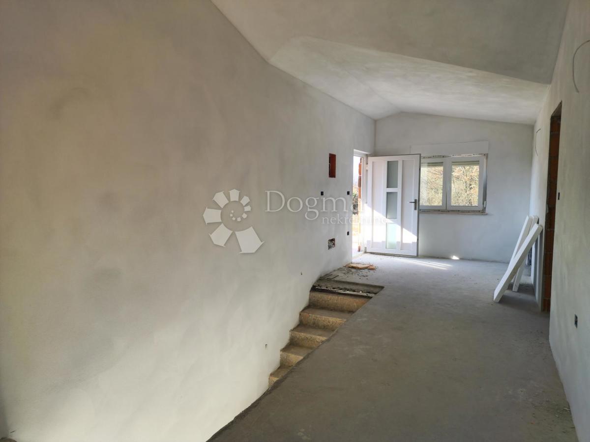 Hiša Juršići, Svetvinčenat, 190m2