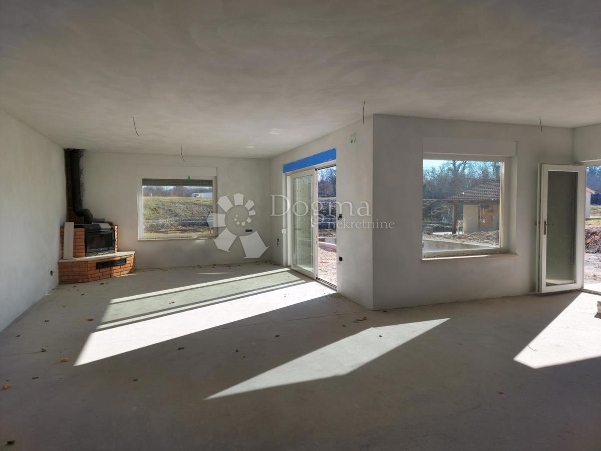 Hiša Juršići, Svetvinčenat, 190m2