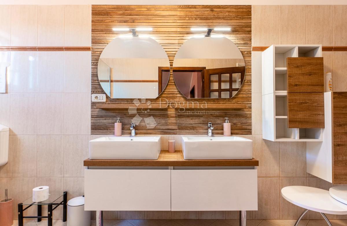 Hiša Marčelji, Viškovo, 600m2