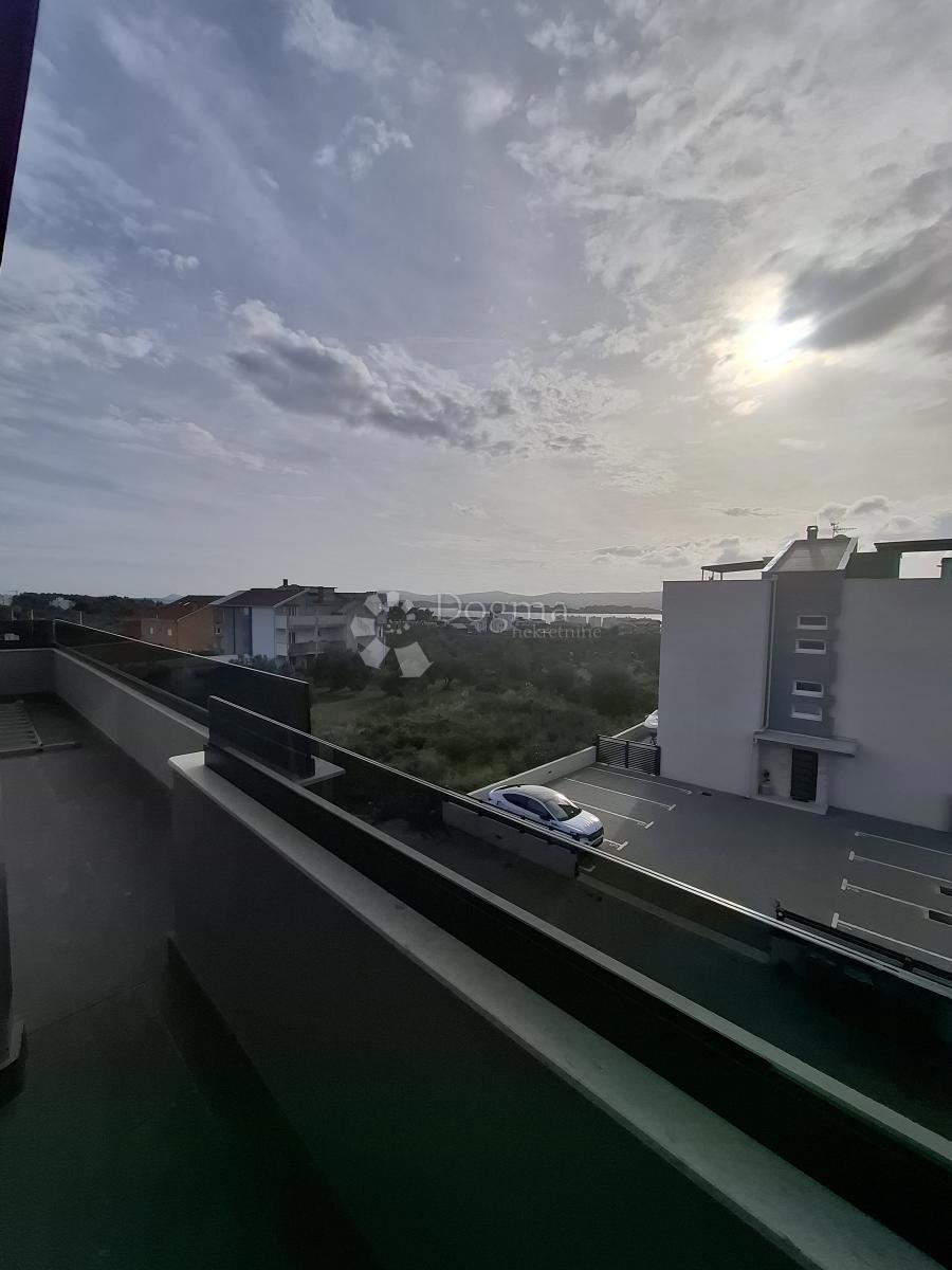 Apartma Turanj, Sveti Filip I Jakov, 130m2