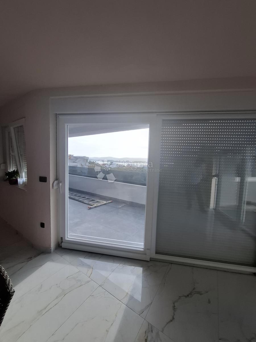 Apartma Turanj, Sveti Filip I Jakov, 130m2