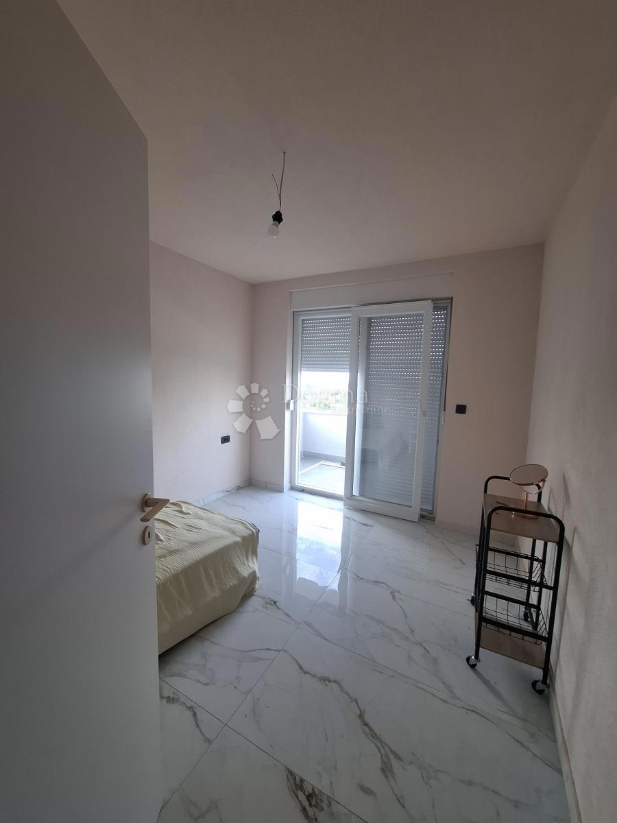 Apartma Turanj, Sveti Filip I Jakov, 130m2