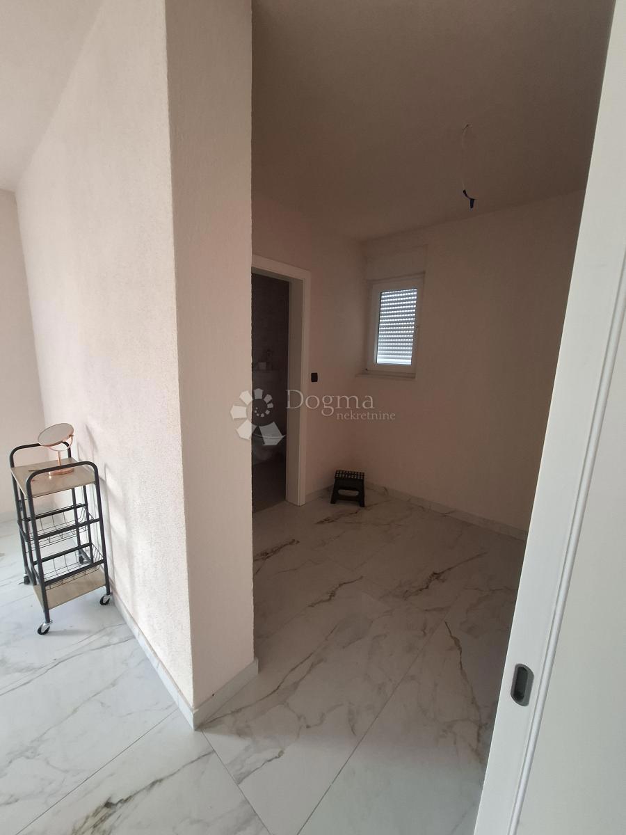 Apartma Turanj, Sveti Filip I Jakov, 130m2