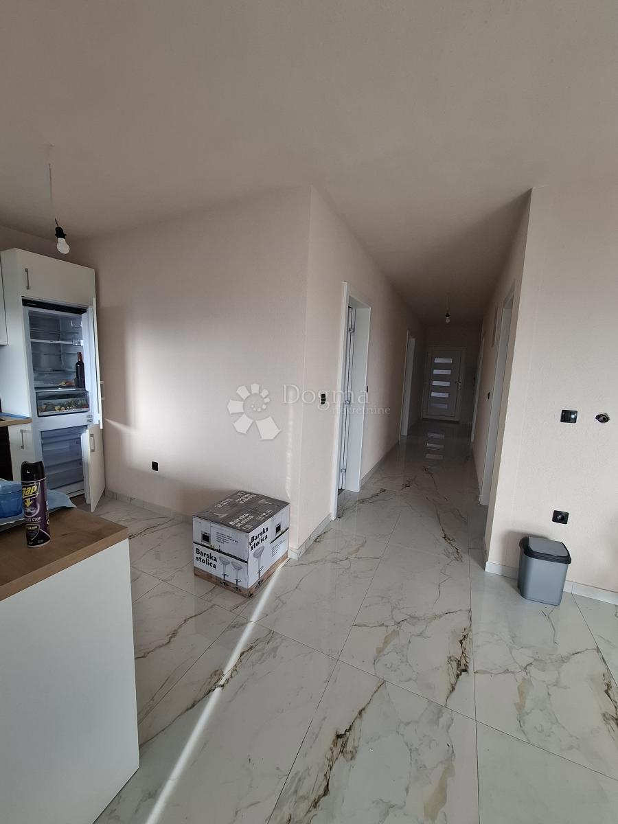 Apartma Turanj, Sveti Filip I Jakov, 130m2