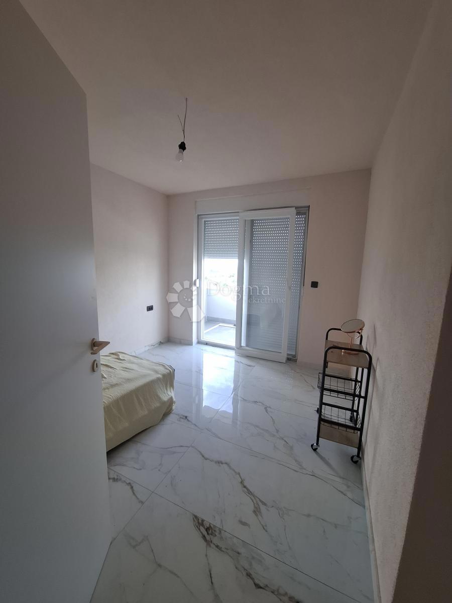 Apartma Turanj, Sveti Filip I Jakov, 130m2