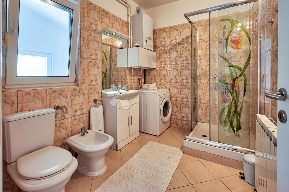 Hiša s pogledom na morje - 900 m od plaže