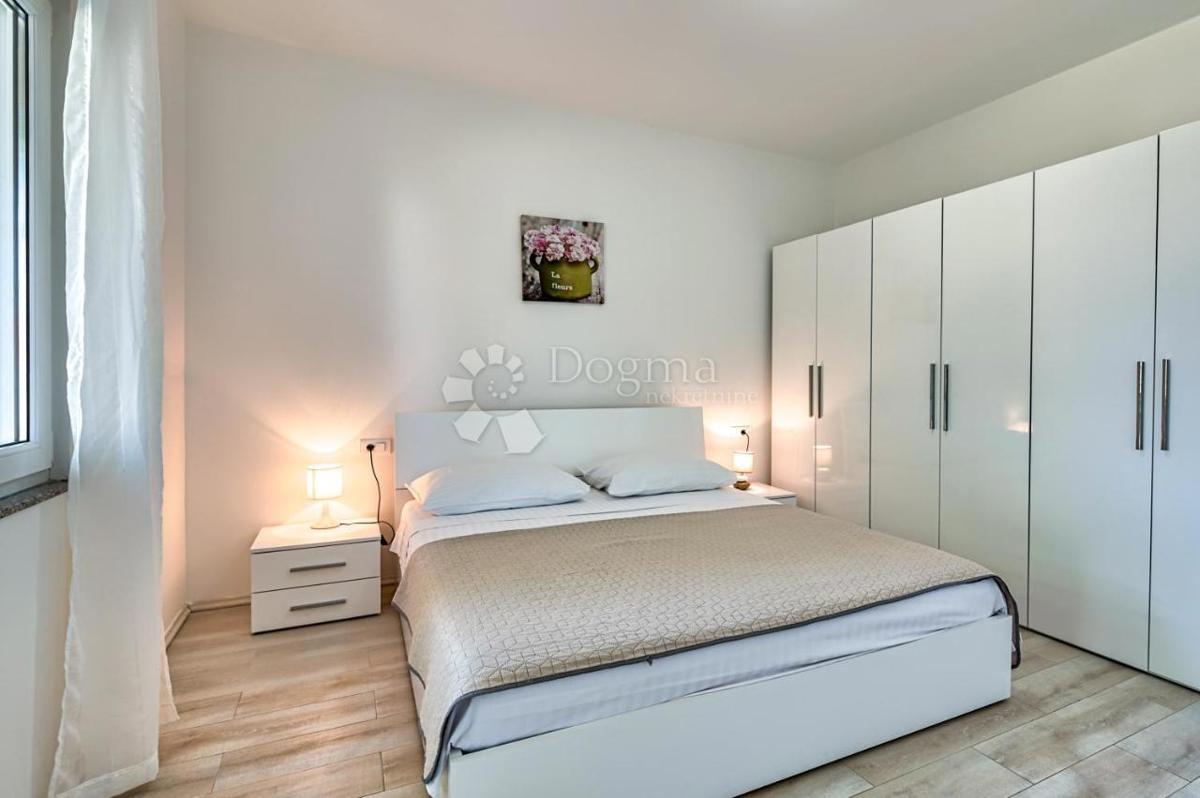 Hiša s pogledom na morje - 900 m od plaže