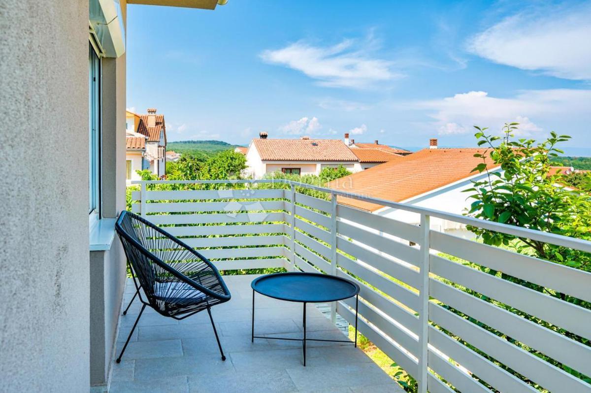 Hiša s pogledom na morje - 900 m od plaže