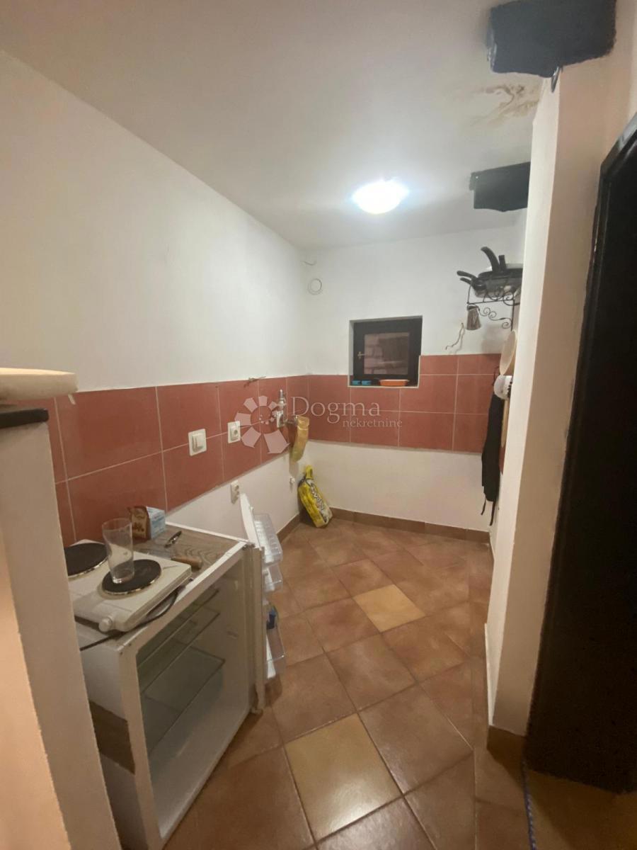 Hiša Stružec, Popovača, 4.302m2