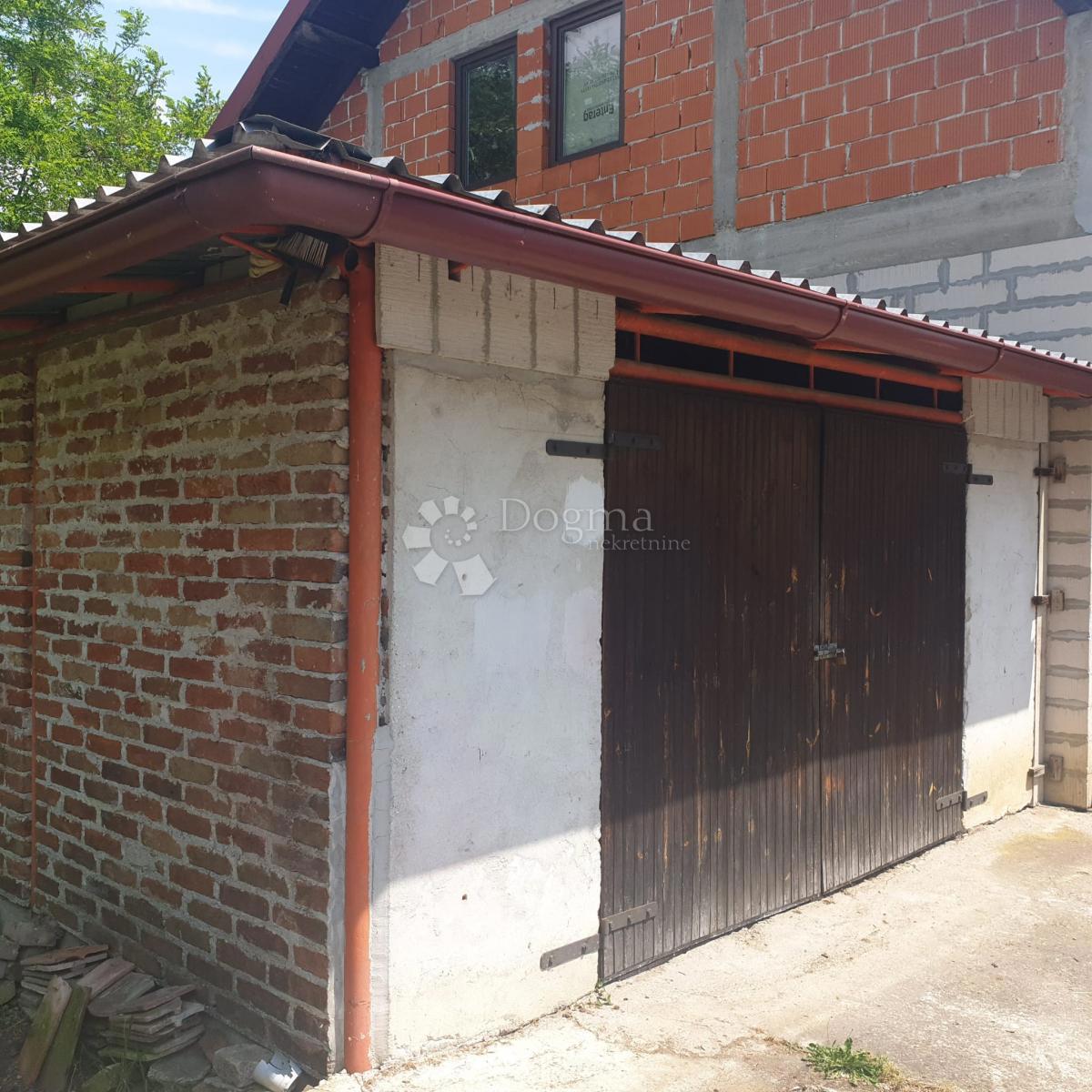 Hiša Stružec, Popovača, 4.302m2