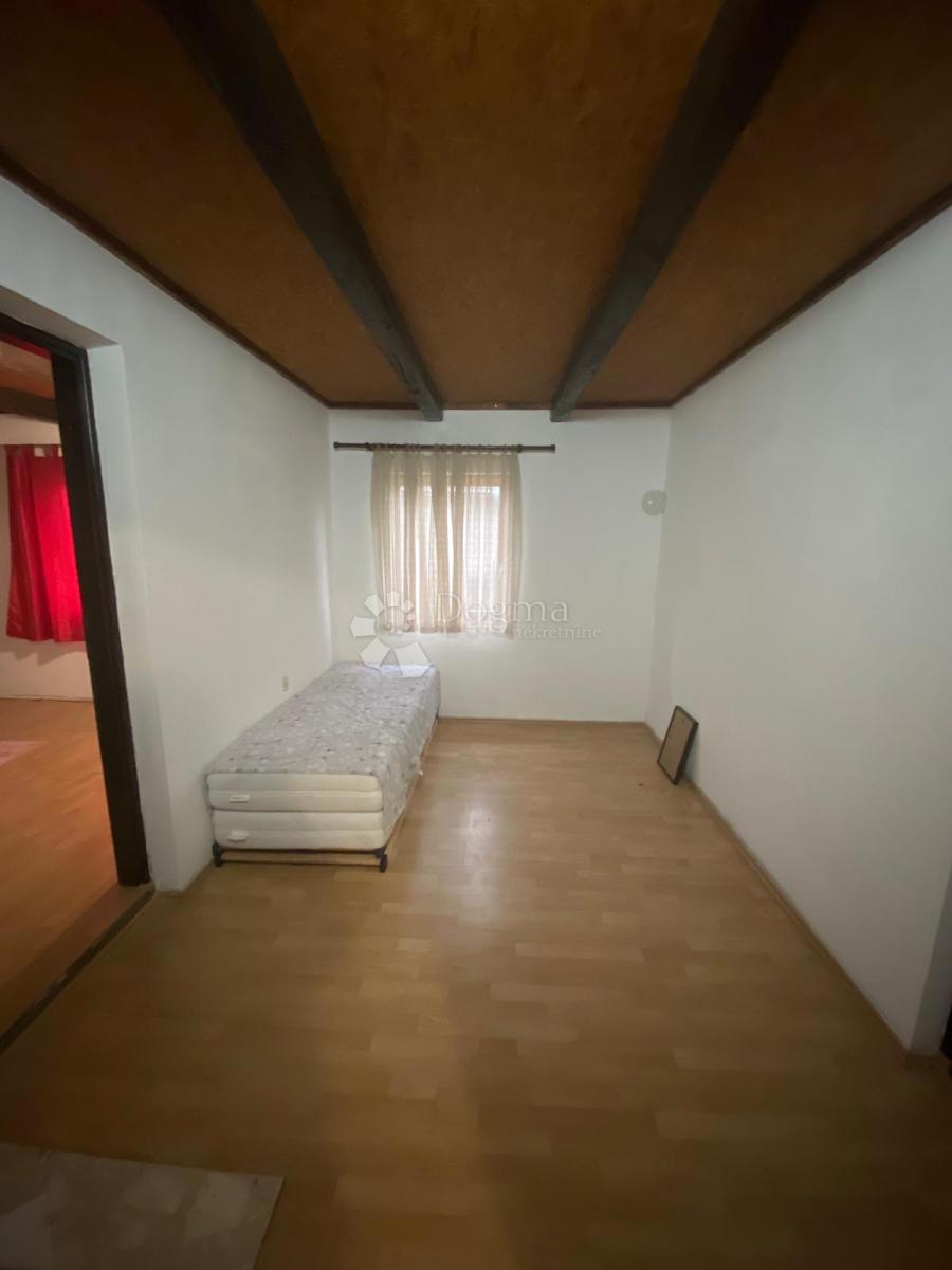 Hiša Stružec, Popovača, 4.302m2