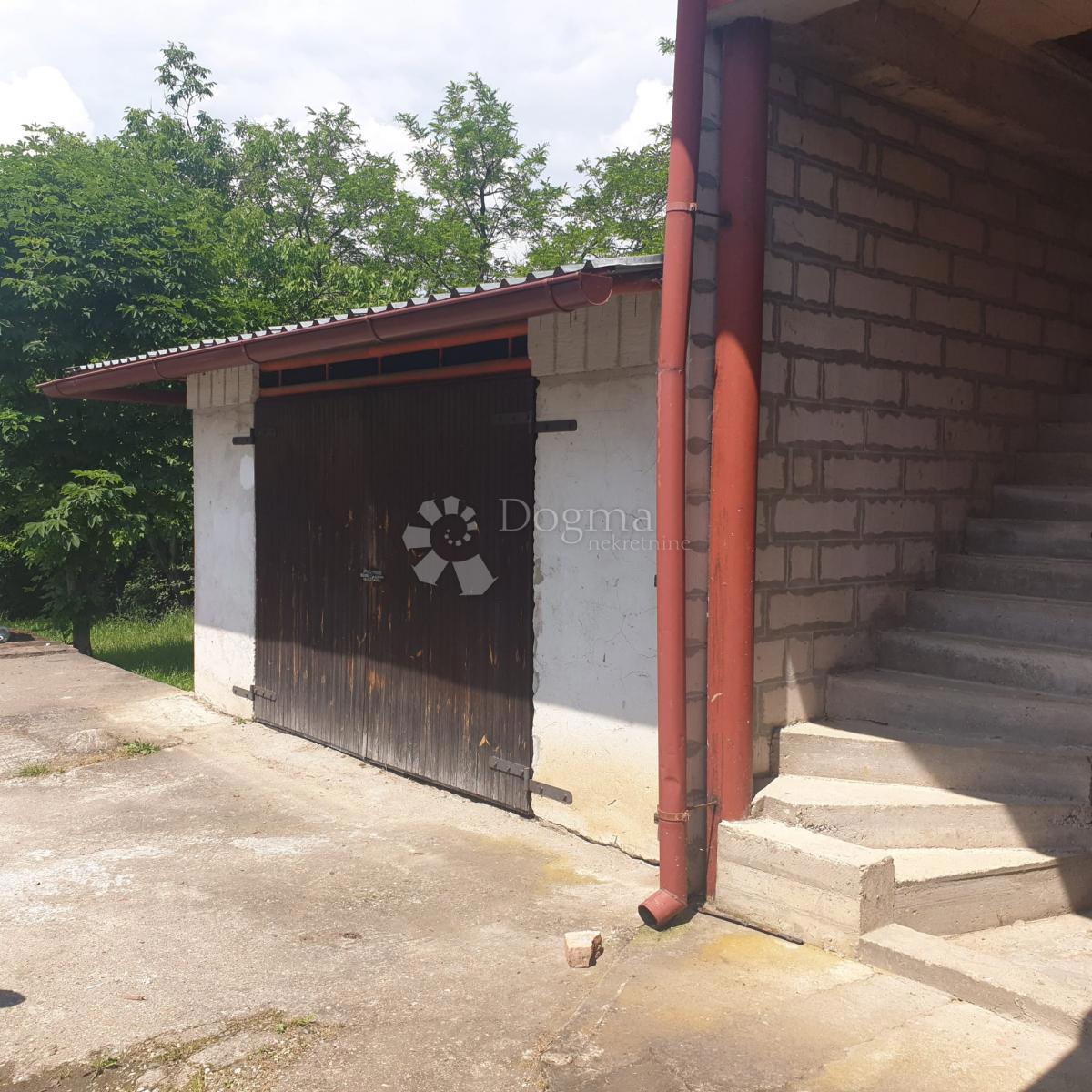 Hiša Stružec, Popovača, 4.302m2