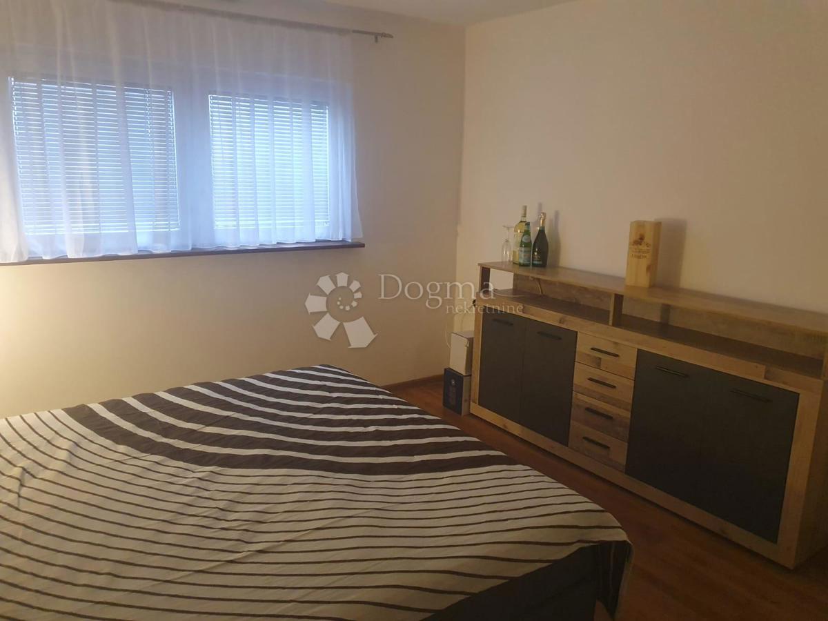 Hiša Stružec, Popovača, 4.302m2