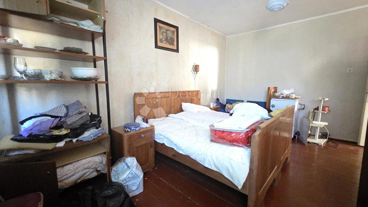 Hiša Vrbovsko, 200m2