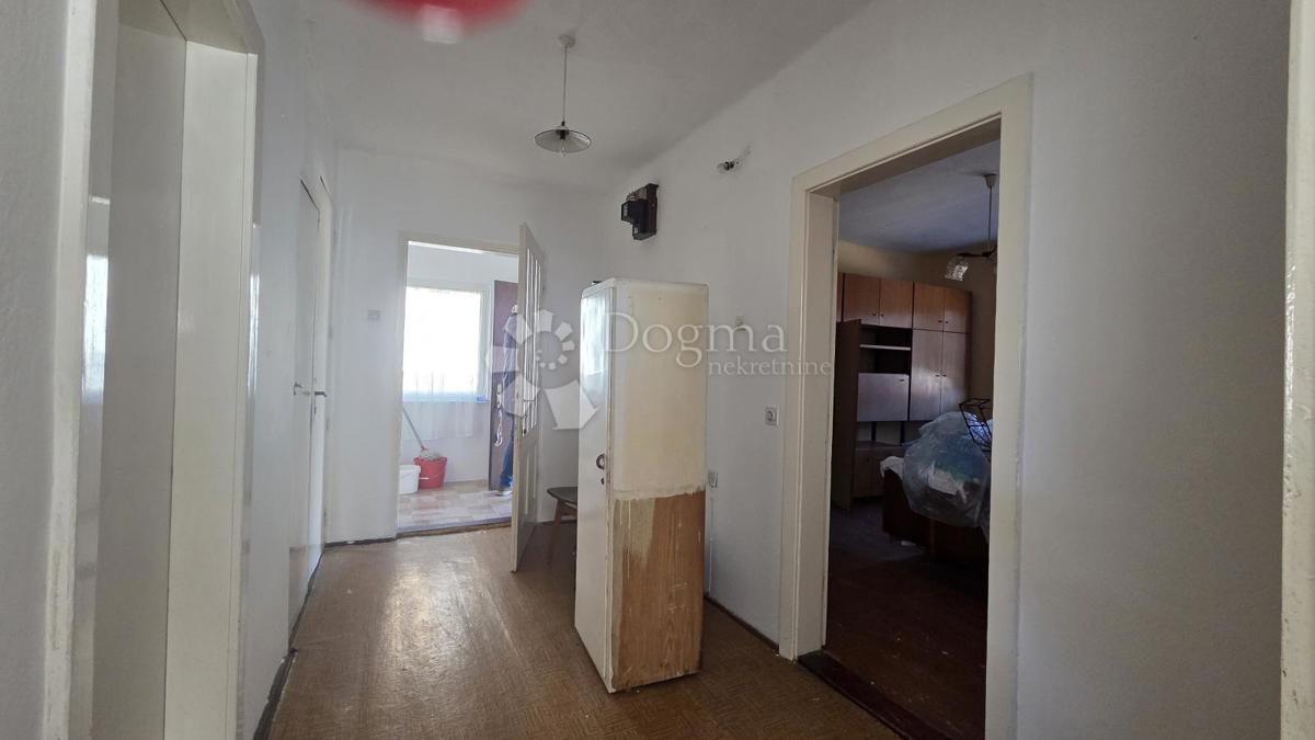 Hiša Vrbovsko, 200m2