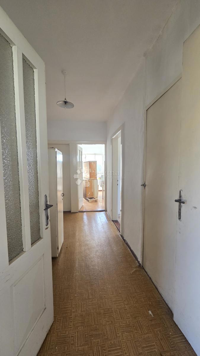 Hiša Vrbovsko, 200m2