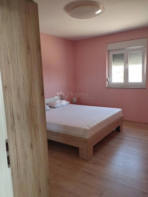 Hiša Donje Biljane, Benkovac, 350m2