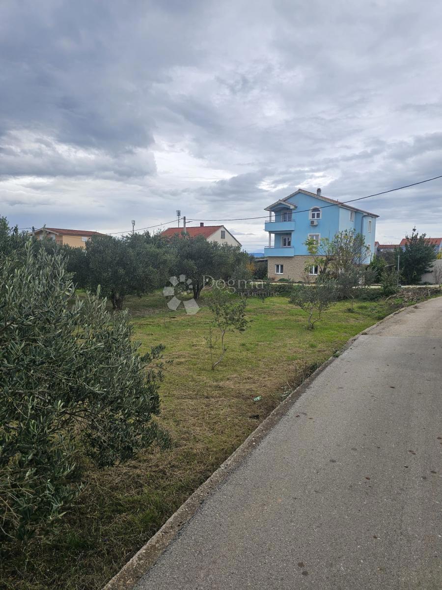 Gradbeno zemljišče Pašman 150m od morja